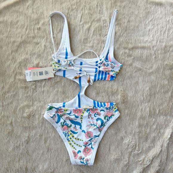 Maaji cutout one piece reversible swimsuit size S - Picture 8 of 9
